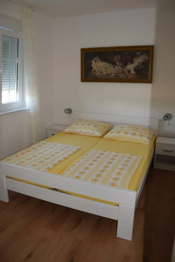 Apartmani Diana Medulin Habitación en casa particular